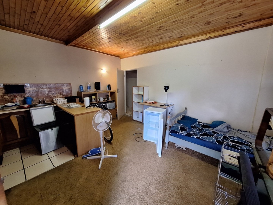 1 Bedroom Property for Sale in Potchefstroom North West